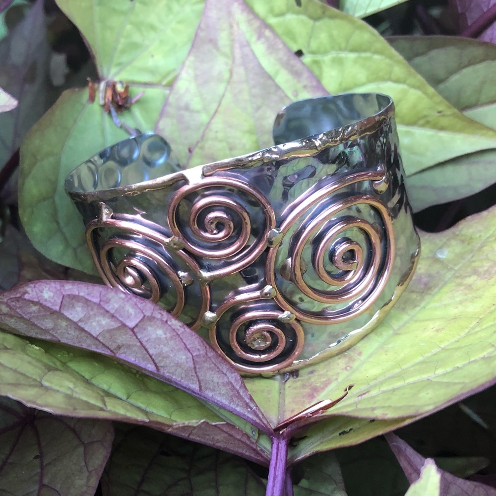 🌀🌀🌀 Brass Cuff Scroll Bracelet 🌀🌀🌀